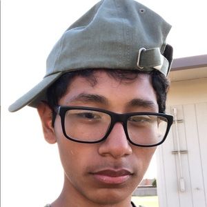 Meet your Posher, Josue